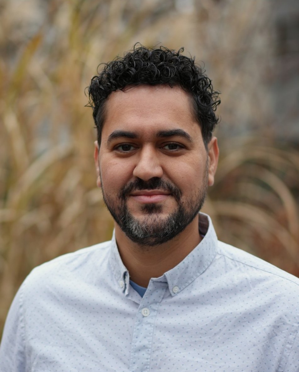 Portrait d'Adil Khabbach, ingénieur fondateur de BET ELIA
